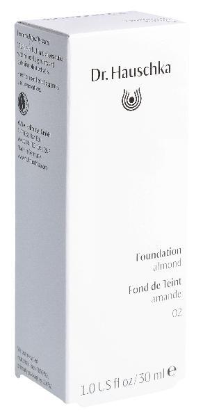 DR. HAUSCHKA Foundation 02 almond 30 ml