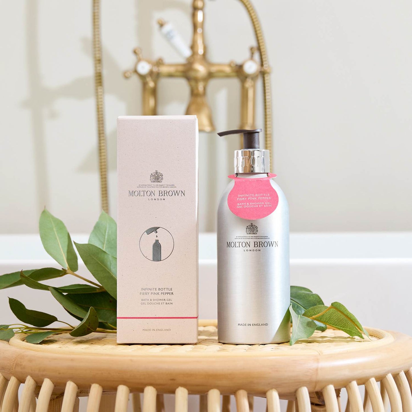 MOLTON BROWN Wiederbefüllbare Flasche Pink Pepper BW Duschgel 400ml