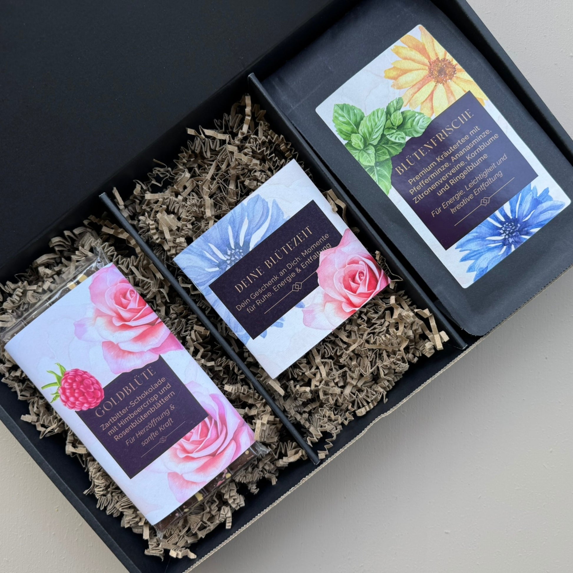 DrogerieMarkt24 - DrogerieMarkt24 Tiefenzeit Blütezeit Geschenkbox für SIE (Aufblühen & Wohlfühlen) - DrogerieMarkt24