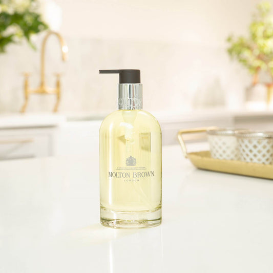 MOLTON BROWN Orange & Bergamot edle Handseife Glasflasche 200 ml