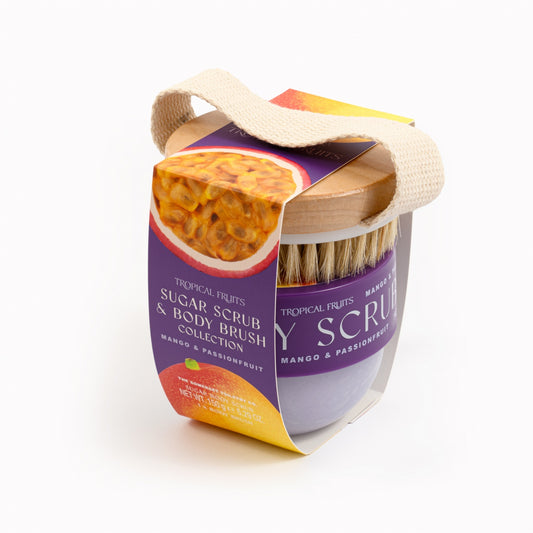 DrogerieMarkt24 - DrogerieMarkt24 The Somerset Body Scrub and Body Brush Set - Mango und Passionsfrucht 150 g - DrogerieMarkt24