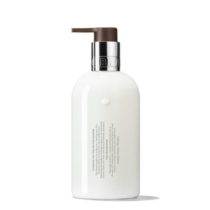 DrogerieMarkt24 - DrogerieMarkt24 MOLTON BROWN Festive Frankincense & Allspice Hand Lotion - Burgerstein